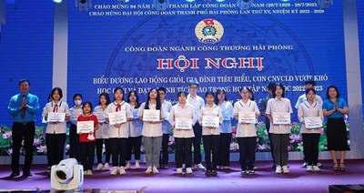 Công đoàn Công Thương Hải Phòng biểu dương 154 con CNVCLĐ học giỏi