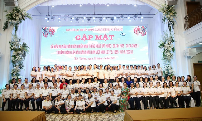 Ban liên lạc truyền thống cán bộ hội phụ nữ Hải quân tổ chức gặp mặt