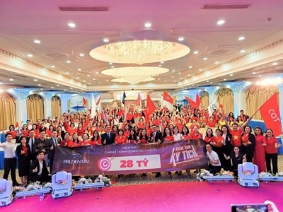Lễ phát động kinh doanh Quý 4 và cuộc thi Pru Voice vô cùng hoành tráng của Prudential Miền Bắc 7!!!