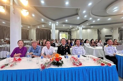 Gặp mặt BLL hội truyền thống tài chính Hải Quân
