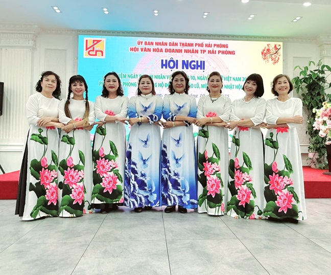 “Trao yêu thương - Gửi ngọt ngào” - Chương trình kỷ niệm Ngày Phụ nữ Việt Nam 20/10