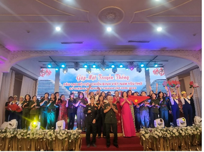 Thắm đượm tình thơ lính cựu